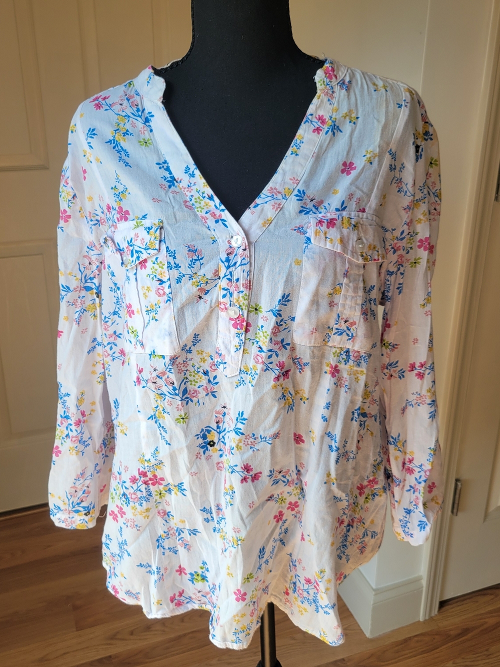 Eden & Olivia White Multicolor Floral V Neck Cotton Button Blouse Size L